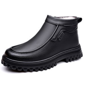 Botas de cuero cálidas con forro polar para hombre, zapatos de media pantorrilla impermeables y antideslizantes con suela gruesa para hombres de mediana edad y mayores - Product Image 4