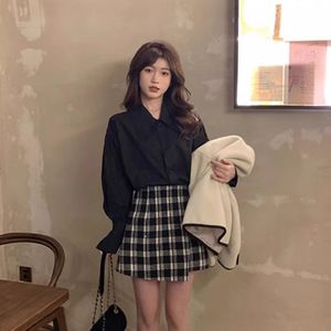 韩式年轻化风格女式尖领长袖白衬衫。 可以宽松穿着，也可以叠层穿。 - Product Image 3