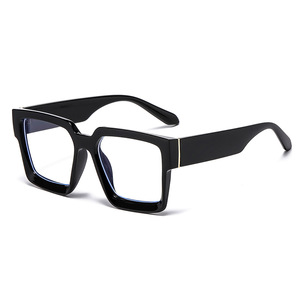 <span class=keywords><strong>Gafas</strong></span> <span class=keywords><strong>de</strong></span> montura grande cuadradas con borde cruzado Unisex, gran oferta, <span class=keywords><strong>gafas</strong></span> <span class=keywords><strong>de</strong></span> plástico plegables antiazules <span class=keywords><strong>baratas</strong></span>, combinación con Forma <span class=keywords><strong>de</strong></span> cara <span class=keywords><strong>de</strong></span> diamante - Product Image 6