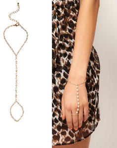 महिलाओं के फैशनेबल चमकदार क्रिस्टल पैर की अंगूठी के साथ सोने की चांदी की चूड़ी नंगे पैर के गहने - Product Image 2