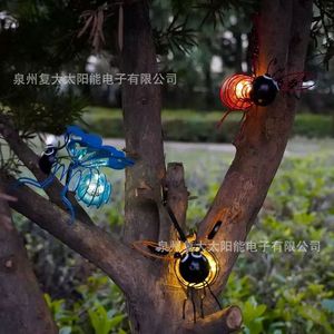 Lampe suspendue solaire en fer forgé à LED pour décoration de jardin extérieur avec panneau solaire et batterie inclus - Product Image 2