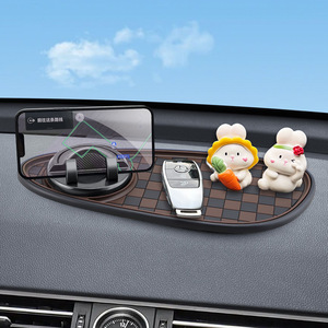 Tapis antidérapant créatif pour console centrale de voiture, support multifonctionnel 3-en-1 pour téléphone portable et plaque de stationnement. - Product Image 2
