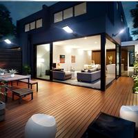 Lámpara Solar de Jardín para Poste, 28 LED, IP65, Impermeable, Panel Dividido, Blanco Cálido 3000K, Encendido/Apagado Automático del Anochecer al Amanecer, para Exteriores y Patios, Venta al por Mayor