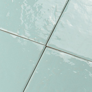 Piastrella in Acquamarina Fiji 15 X 15 Cm Lucida con Bordi Irregolari - Product Image 5