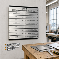 Plaque Métallique Verticale Personnalisée avec Supports pour Couloir d'Hôtel et Porte d'Appartement – Fournisseur de Signalétique Hôtelière – Panneau Numéro de Chambre
