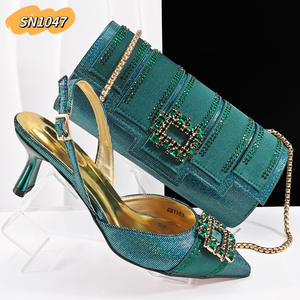 <span class=keywords><strong>Scarpe</strong></span> eleganti da festa con tacco basso in oro di alta qualità per <span class=keywords><strong>scarpe</strong></span> da <span class=keywords><strong>sposa</strong></span> abbinate e set di borse per matrimonio - Product Image 3