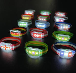 Pulseras de Silicona Iluminadas con LED para Fanáticos del Fútbol de Todos los Países, para Promoción - Product Image 3