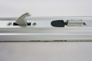 OEM Customized BI FOLD French Door Lock With Top &amp; Bottom <strong>Shoot</strong> <strong>Bolts</strong> for Aluminum BI FOLD Door - Product Image 5