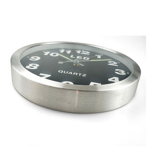 12インチサイズシンプルメタルネオンLED時間マーカーファッションクリエイティブミュート壁掛け時計リビングルームクォーツ壁掛け時計 - Product Image 3