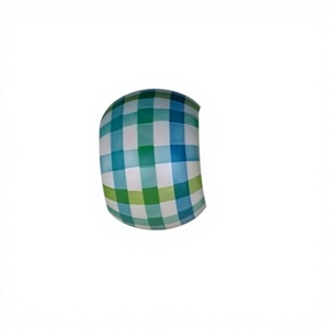 ที่ใส่ผ้าเช็ดปากลายตารางทำจากไม้ทาสีฟ้าและขาว - Product Image 1