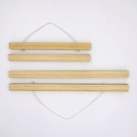 Colgador Magnético Grande para Pósteres de 24, 32, 36 y 40 Pulgadas, Marco Resistente de Madera de Pino Natural para Arte de Pared en Galerías, Cafés y Oficinas