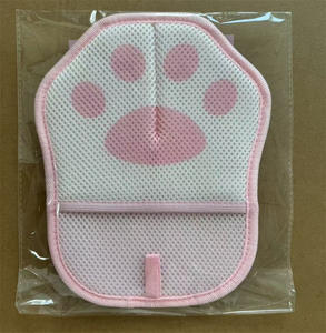 Guantes Electrostáticos Reutilizables de Poliéster de 5 Dedos para Quitar Pelo de Mascotas, Fáciles de Usar, Estilo Lindo para el Cuidado de Mascotas - Product Image 6