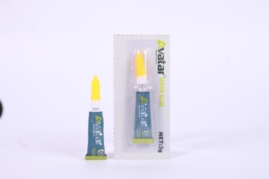 Empaque Personalizado de 12 Piezas de Pegamento Transparente Superfuerte <span class=keywords><strong>para</strong></span> Adherir Firmemente a Diversos <span class=keywords><strong>Materiales</strong></span> - Product Image 2