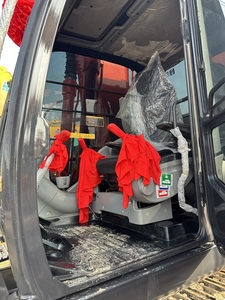 Excavatrice japonaise d'occasion 24 tonnes Hitachi ZX240, équipement de chantier d'occasion Hitachi ZX240 avec certifications CE et EPA - Product Image 6