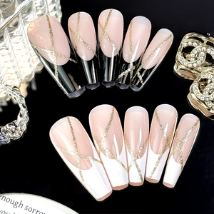 Kit de faux ongles en ABS préformés à presser, <span class=keywords><strong>forme</strong></span> <span class=keywords><strong>ballerine</strong></span> extra longue, couvrance totale, avec logo personnalisé, motif ligne dorée française - Product Image 1