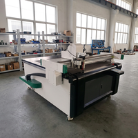 Machine de découpe CNC à grande vitesse TC pour mousse PU PE EVA, machine de découpe à couteau vibrant oscillant pour emballage, table de découpe CE