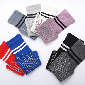 Chaussettes de sport professionnelles Bodhi La pour femmes, automne-hiver, à cinq doigts, à orteils séparés, longues, pour yoga, antidérapantes, à pois sur le dessus - Product Image 2