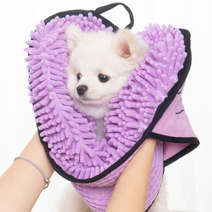 <span class=keywords><strong>Serviette</strong></span> pour chien ultra absorbante, séchage rapide, serviettes de bain pour animaux de compagnie, microfibre super shammy avec poches pour les mains, pour chiens et chats de petite, moyenne et grande taille - Product Image 1