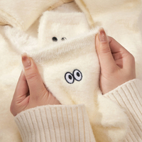 Chaussettes mi-hautes Youyan personnalisées en peluche épaisse blanche pour femme, en cachemire de vison, chaudes pour l'hiver, avec motifs émoticônes mignons