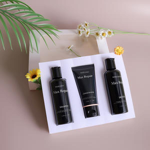 Trio de soins du cuir chevelu sur mesure combinant un shampooing clarifiant à l'arbre à thé et un revitalisant apaisant réduisant la réactivité du cuir chevelu sensible - Product Image 2