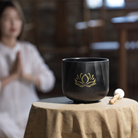 Bol chantant en cristal de quartz givré Jinfang avec lotus doré gravé, 432 Hz 440 Hz, 6-16 pouces, pour la guérison sonore et le yoga