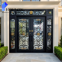 Porte en fer forgé sélectionnée par Architectural Digest, design primé, porte primée par le Design Award.