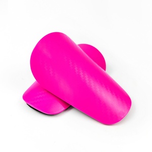 Protège-tibias double insert en EVA épaissi pour le football et les sports, avec semelle personnalisable en couleurs et tailles - Product Image 1