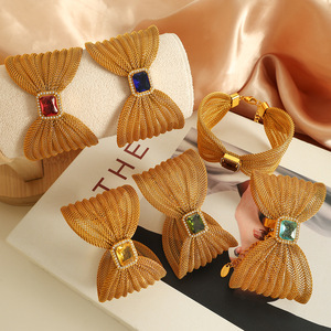 Bracelet nœud papillon en alliage de zinc avec incrustation de pierres, bijoux de fête pour femme - Product Image 1