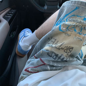 Fabricants de vêtements streetwear tendance, <span class=keywords><strong>jeans</strong></span> courts vintage déchirés à motif graffiti d'été pour hommes, coupe droite et ample, personnalisés - Product Image 4