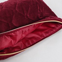Pochette de soirée en velours rouge bordeaux matelassée diamantée avec plis latéraux pour femme, pochette de voyage de luxe pour maquillage