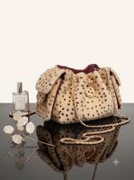Pochette OEM/ODM au design de niche, haut de gamme, fabriquée à la main en atelier, à porter à l'épaule, à pois, légère et luxueuse, avec cordon, automne-hiver