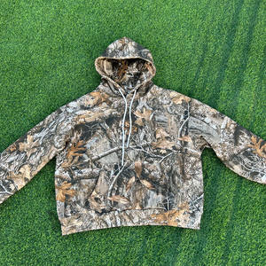 เสื้อมีฮู้ดของผู้ชายสติกเกอร์ด้านหลังลายพรางดิจิทัลสไตล์สตรีท - Product Image 4