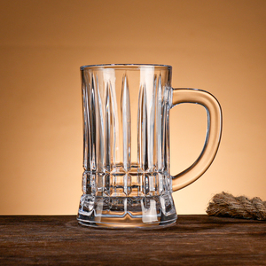 Mug à thé de luxe 550 ml avec poignée, verre à bière élégant pour usage domestique - Product Image 1