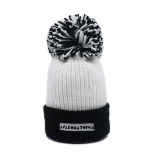 Big Bobble Vente en gros de bonnets en tricot 100% acrylique de haute qualité, personnalisés avec logo brodé, chauds pour l'hiver, unisexes, pour l'extérieur - Product Image 1