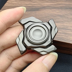 <span class=keywords><strong>EDC</strong></span> Mini Mở áo giáp <span class=keywords><strong>Fidget</strong></span> <span class=keywords><strong>Spinner</strong></span> kim loại từ tính quay đầu cho người lớn Đồ chơi ngón tay để giảm căng thẳng và lo lắng - Product Image 1
