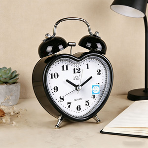 Reloj <span class=keywords><strong>Despertador</strong></span> de Escritorio con Forma de Corazón de Cuarzo para Niños, Reloj <span class=keywords><strong>Despertador</strong></span> Mini Silencioso Ultrafuerte - Product Image 3