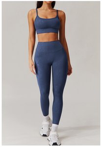 Ropa deportiva para gimnasio, ropa de Yoga, ropa de gimnasio, ropa de entrenamiento, conjunto de ropa deportiva con estampado dorado sin costuras para mujer - Product Image 3