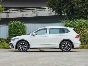 VW <span class=keywords><strong>Tiguan</strong></span> L 2025 330TSI R-Line Trazione Anteriore Longyao 2170: Prestazioni Bilanciate, Spazio e Qualità Tedesca - Product Image 4