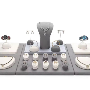 Expositor de Joyería de Lujo en Microfibra Gris Metálico para Anillos, Collares, Pendientes, Pulseras y Colgantes, Kit de Exhibición para Escaparates - Product Image 2