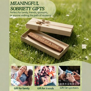 Étagère à pièces commémoratives en bois, rectangulaire, couleur rétro, avec mots inspirants « Un jour à la fois », support de rangement - Product Image 3