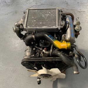 Sử dụng động cơ diesel 4jg2t cho xe tải Pickup <span class=keywords><strong>ISUZU</strong></span> D-MAX 4 Xi Lanh lắp ráp động cơ cũ - Product Image 3