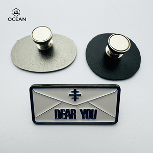 Bedrijfsgeschenk Vogels Speldje Gegraveerd Voetbalclub Speldje - Product Image 2