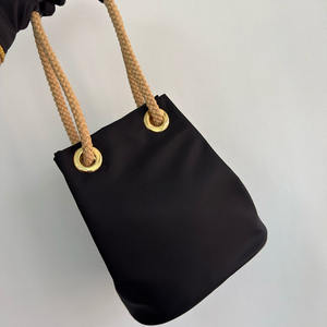 Bolso de Cuerda de Poliéster Ecológico con Logotipo Personalizado, Estilo Moderno para Mujer, Dos Asas, Cierre Abierto, Forro Portátil, para la Vida Diaria - Product Image 3