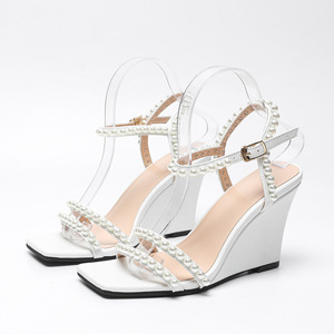 Sandales compensées à talon haut pour femme, à lacets et boucle, bout ouvert, sexy, pour l'extérieur, en caoutchouc, ajourées, ornées de perles, grandes tailles, collection printemps - Product Image 5