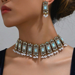 طقم فخم من أقراط وقلادة من الأحجار الكريمة الفاخرة العصرية العتيقة للنساء مجموعة مجوهرات - Product Image 3