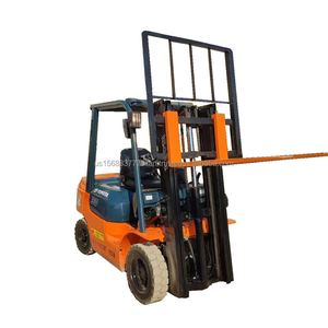 Montacargas Diésel Usado de 3 Toneladas de Japón con Opciones de 2/2.5/3/5 Toneladas, 1 Año de Garantía, Enfocado en el Motor Principal - Product Image 1