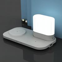 Nouveau design chargeur sans fil 3 en 1 support de charge sans fil de bureau avec lampe de table de réglage pour téléphones portables et écouteurs