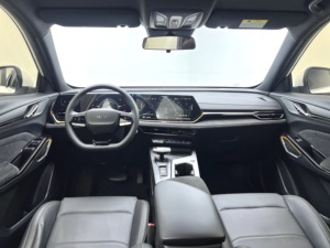 Changan Oshan X5 Plus 1.5t Turbo Automatique 7 vitesses DCT Conduite à gauche Cuir foncé R18 <span class=keywords><strong>SUV</strong></span> Compact d'<span class=keywords><strong>occasion</strong></span> - Product Image 6
