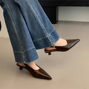 Semplici sandali con <span class=keywords><strong>tacco</strong></span> <span class=keywords><strong>basso</strong></span> sottile in pelle morbida 2025 <span class=keywords><strong>scarpe</strong></span> con cinturino Casual - Product Image 5