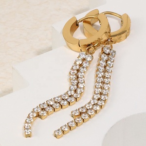Boucles d'oreilles pendantes longues en acier inoxydable avec zircon et papillon, tendance, cadeau, bijoux minimalistes, hypoallergéniques - Product Image 4